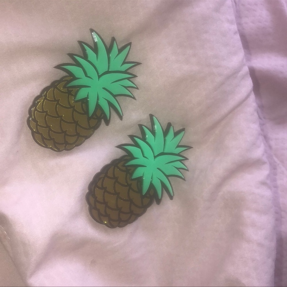 Melody ehsani earring - Picture 3 of 3